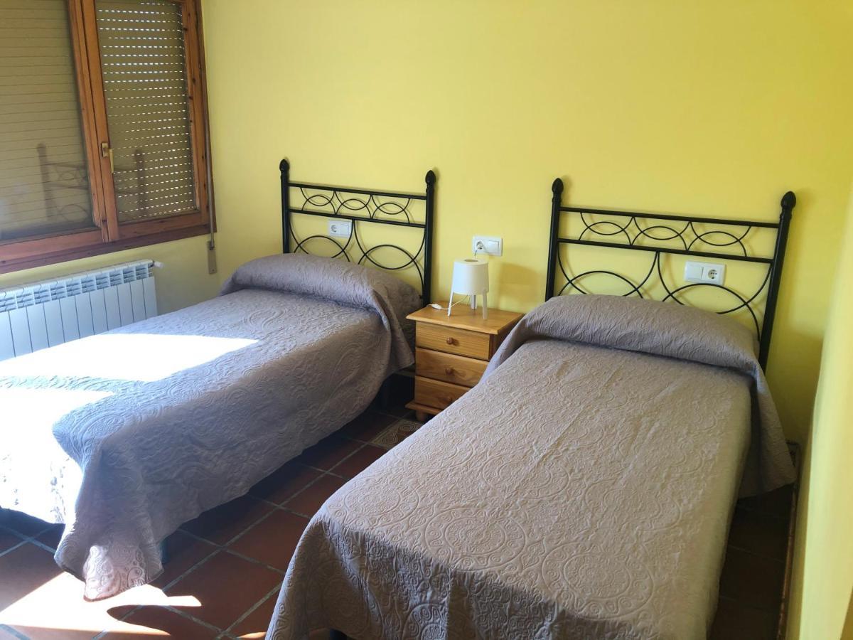 Bar Hostal Torralba De Los Sisones Zewnętrze zdjęcie