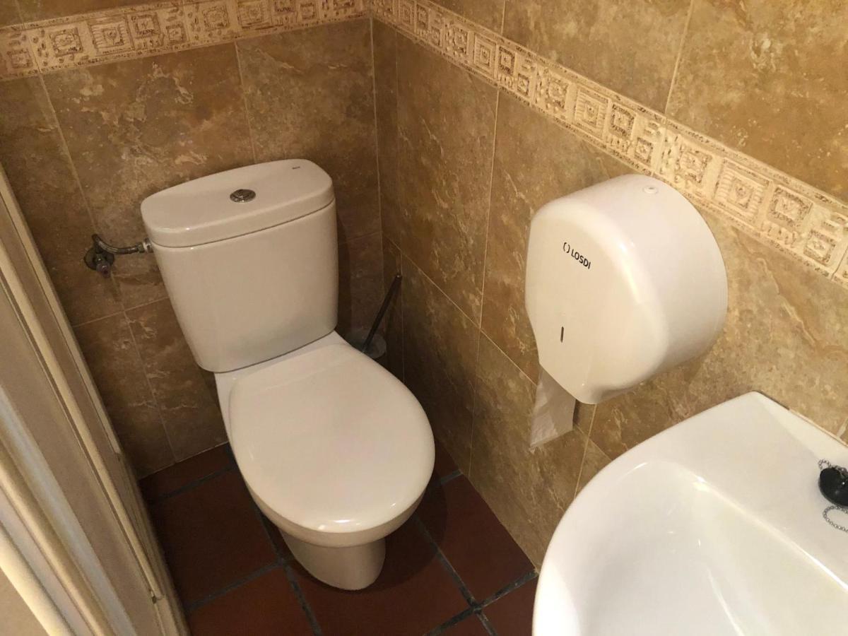 Bar Hostal Torralba De Los Sisones Zewnętrze zdjęcie