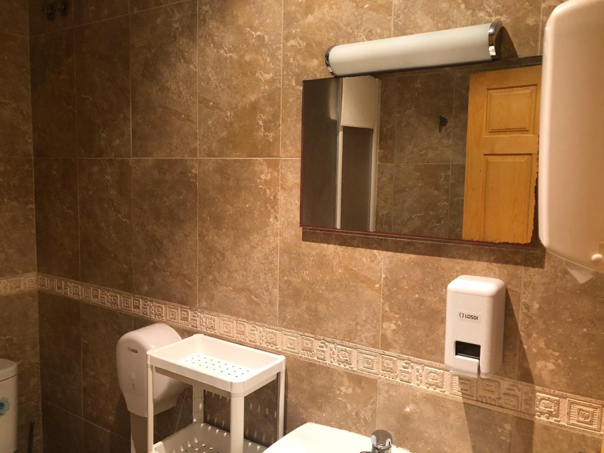 Bar Hostal Torralba De Los Sisones Zewnętrze zdjęcie